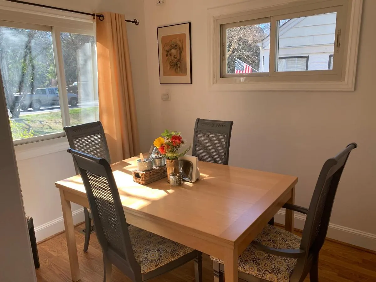 Briar Creek Rd Bnb Charlotte 0*,